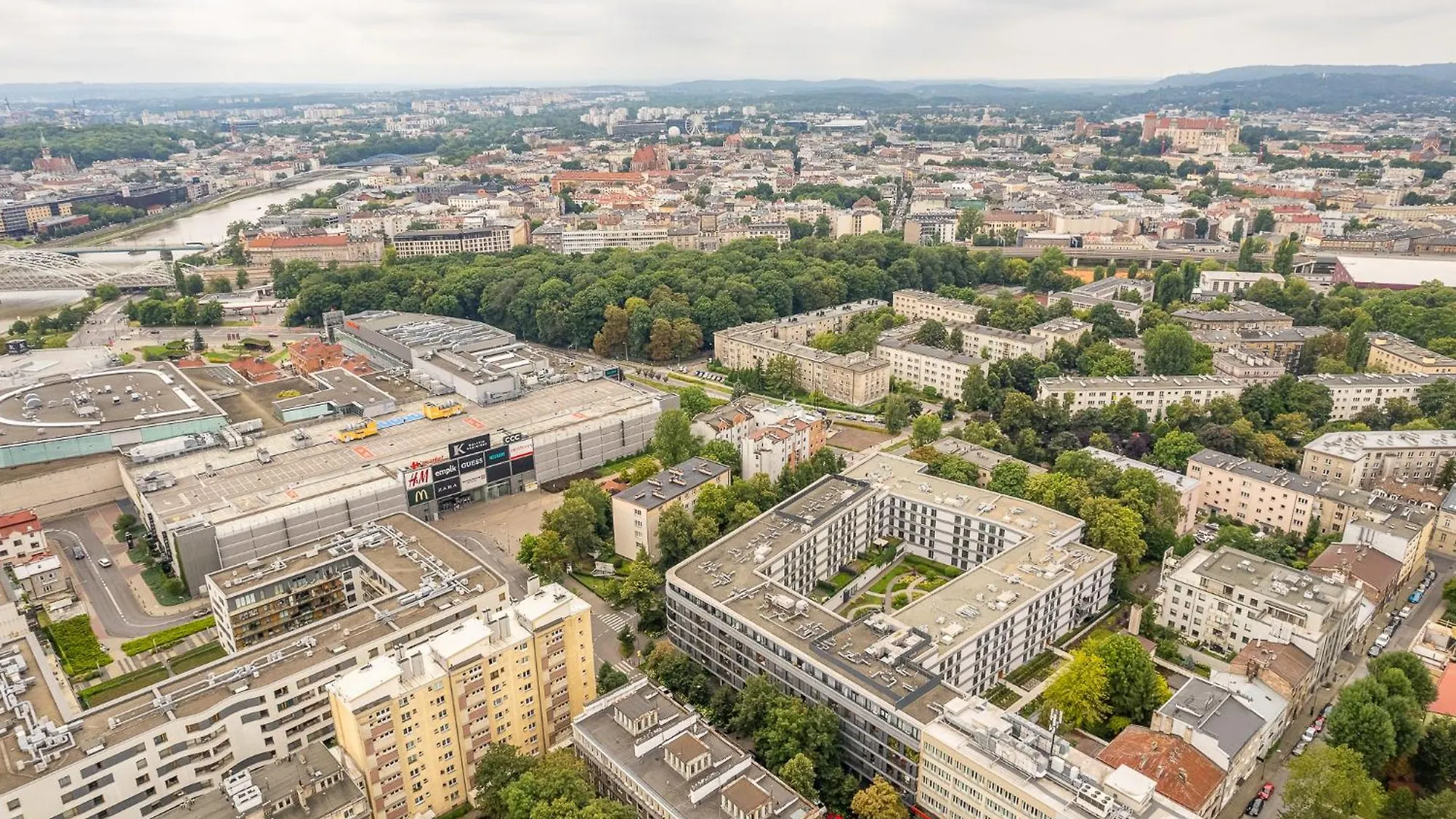 Apartment Grzegorzki Apt - Balcony, Ac, Shops&Tram Nearby - By Rentujemy Krakow