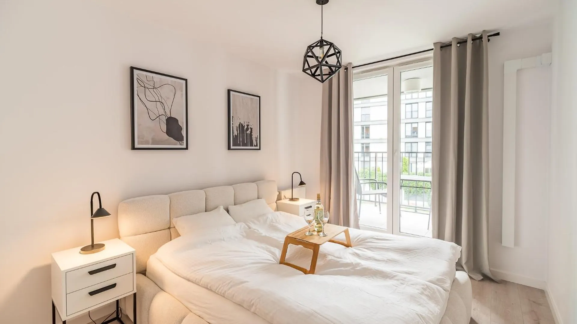 Grzegorzki Apt - Balcony, Ac, Shops&Tram Nearby - By Rentujemy contacts